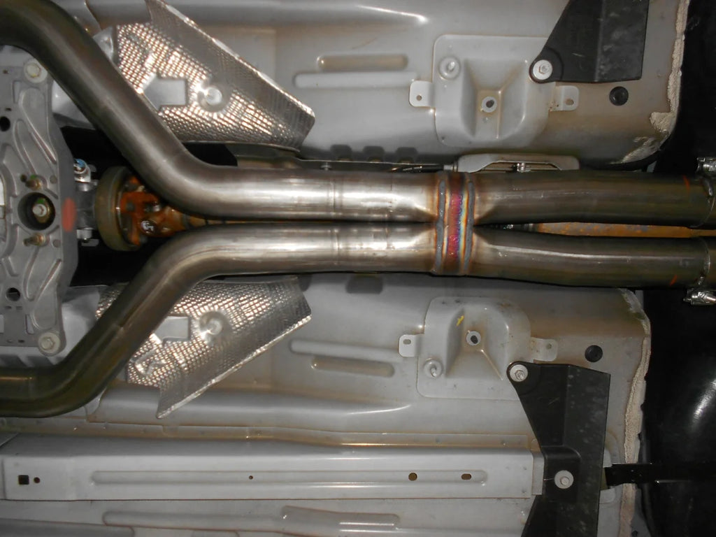 Flowmaster American Thunder Cat-back Exhaust System fits 2005-2010 Ford Mustang - Installation View