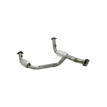 Load image into Gallery viewer, Flowmaster Catalytic Converter Direct Fit Federal fits 2000-2006 Cadillac Escalade / Chevrolet Avalanche 1500 / Chevrolet ...