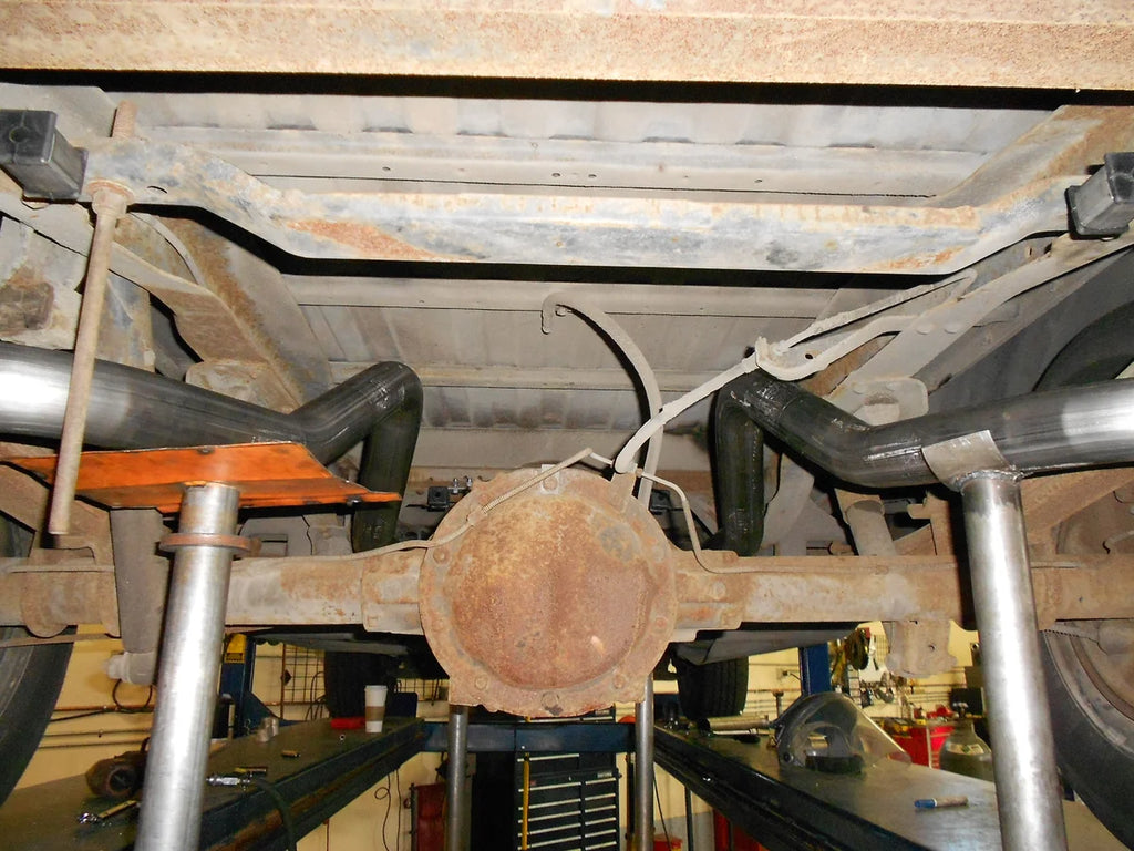 Flowmaster Fits 1973-1987 Chevrolet/GMC Trucks. 15803 - Installation View
