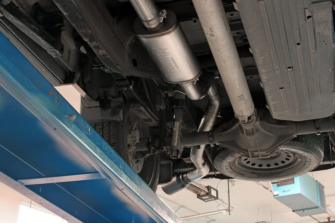 Flowmaster Flow FX Cat-Back Exhaust System fits 2011-2018 Chevrolet Silverado 1500 / GMC Sierra 1500 - Installation View