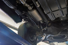 Load image into Gallery viewer, Flowmaster Flow FX Cat-Back Exhaust System fits 2017-2026 Ford F-250 Super Duty / F-350 Super Duty - Side View