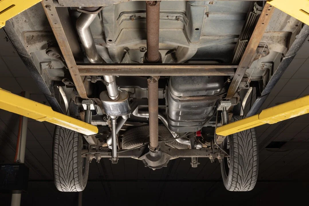 Flowmaster Flow FX Cat-back Exhaust System fits 1994-1995 Chevrolet C1500 / K1500 / GMC C1500 / K1500 - Installation View
