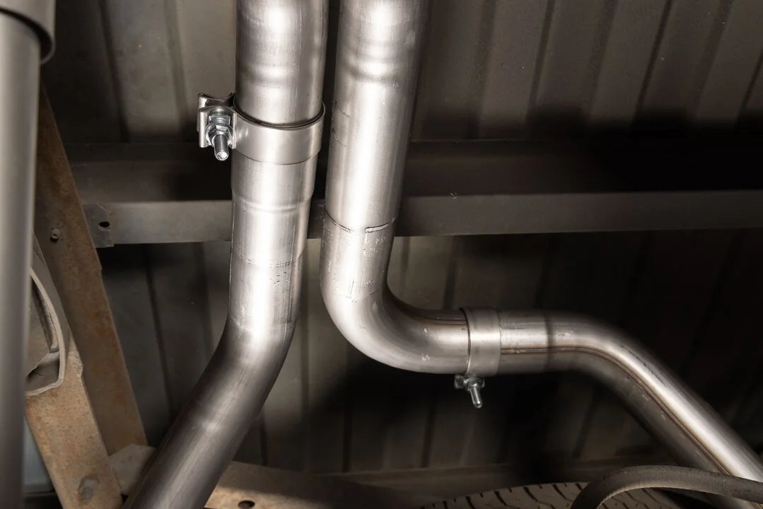 Flowmaster Flow FX Cat-back Exhaust System fits 1994-1995 Chevrolet C1500 / K1500 / GMC C1500 / K1500 - Installation View