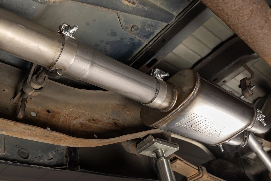 Flowmaster Flow FX Cat-back Exhaust System fits 1994-1995 Chevrolet C1500 / K1500 / GMC C1500 / K1500 - Installation View
