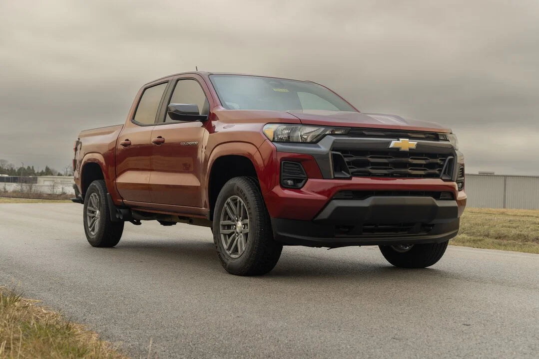 Flowmaster FlowFX Cat-Back Exhaust System fits 2023-2026 Chevrolet Colorado / GMC Canyon - Installation View