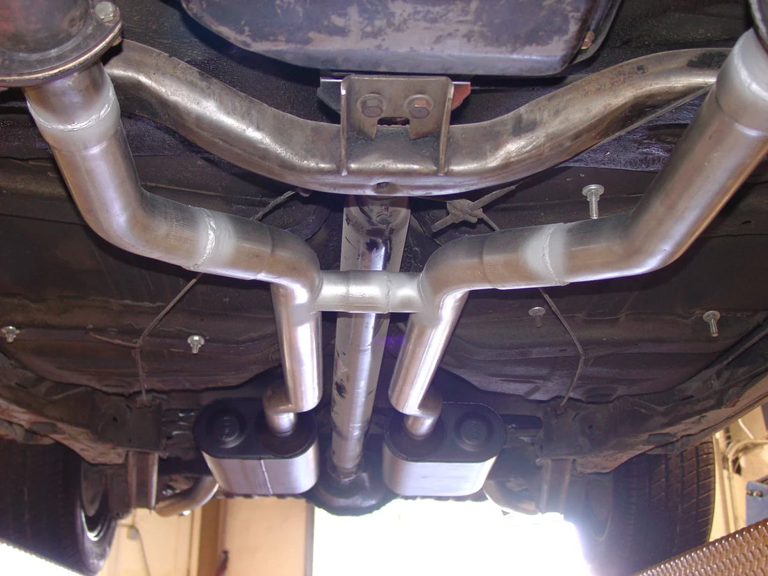 Flowmaster Flowmaster Crossmember-Back Exhaust System fits 1964-1972 Buick / Chevrolet / Oldsmobile - Installation View