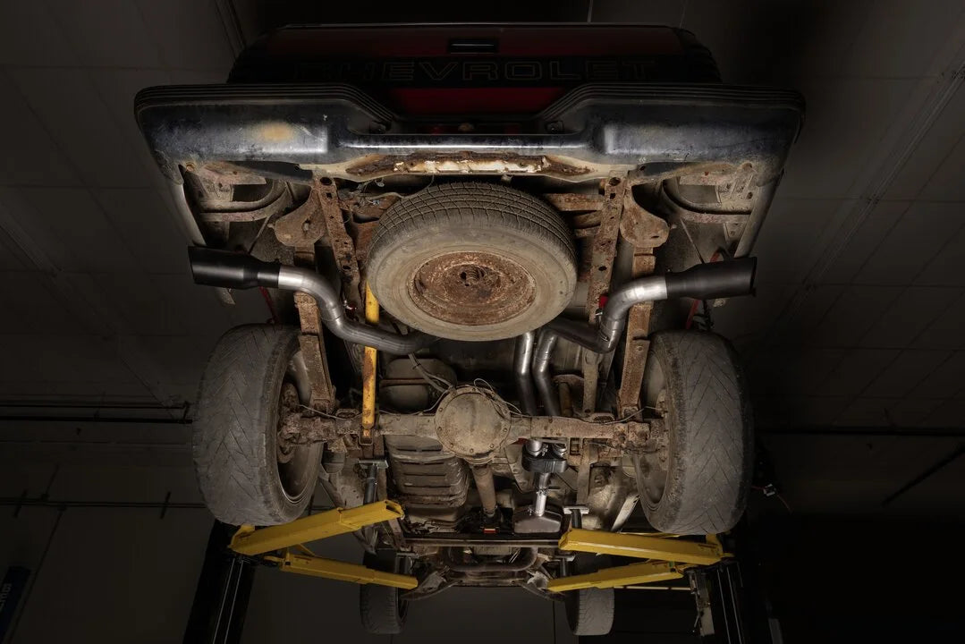 Flowmaster Outlaw Cat-back Exhaust System fits 1988-1993 Chevrolet C1500 / K1500 / GMC C1500 / K1500 - Installation View
