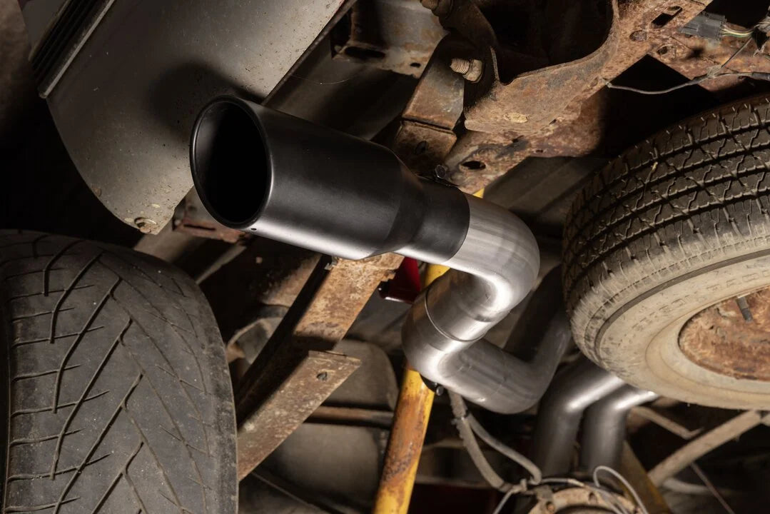 Flowmaster Outlaw Cat-back Exhaust System fits 1988-1993 Chevrolet C1500 / K1500 / GMC C1500 / K1500 - Installation View