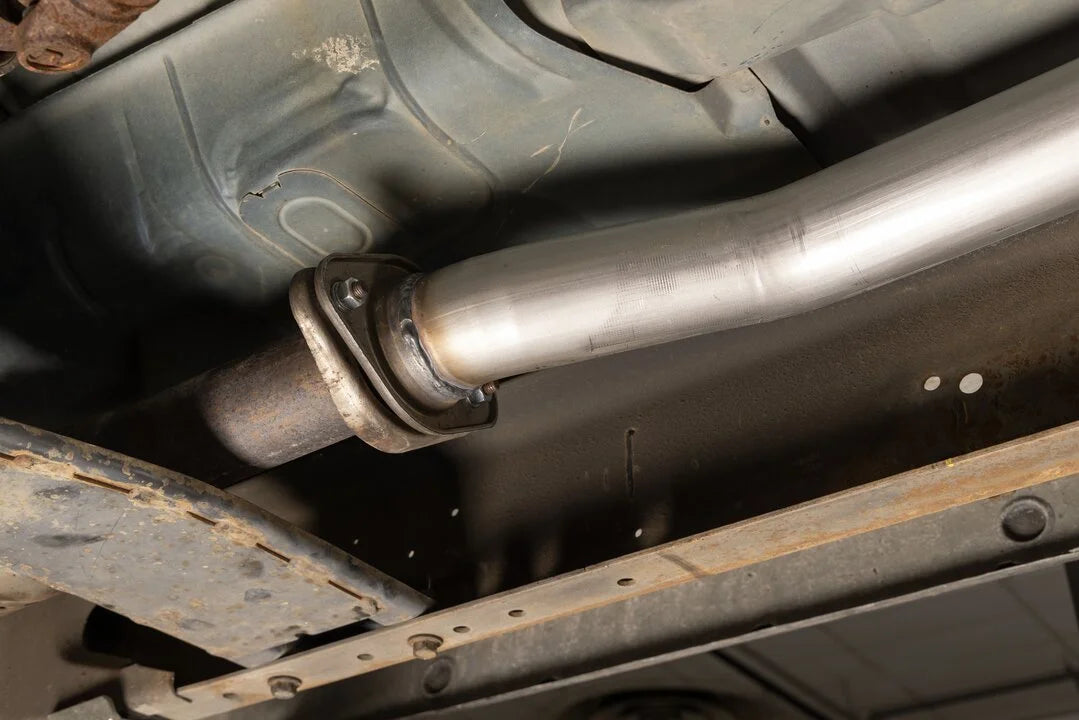 Flowmaster Outlaw Cat-back Exhaust System fits 1994-1995 Chevrolet C1500 / K1500 / GMC C1500 / K1500 - Installation View