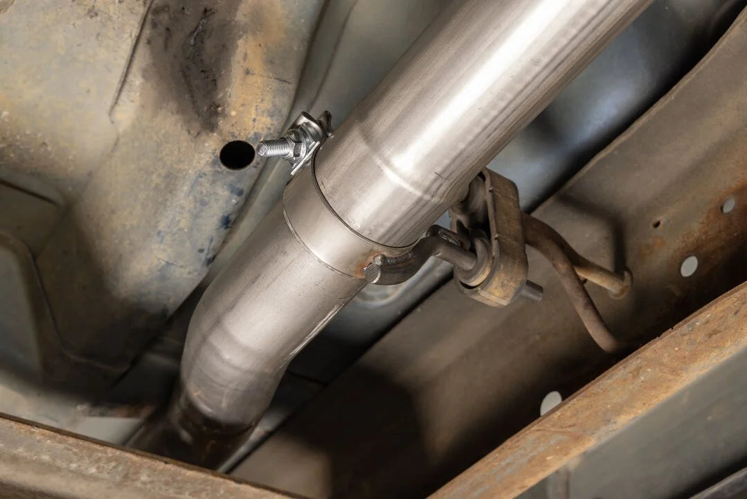 Flowmaster Outlaw Cat-back Exhaust System fits 1994-1995 Chevrolet C1500 / K1500 / GMC C1500 / K1500 - Installation View