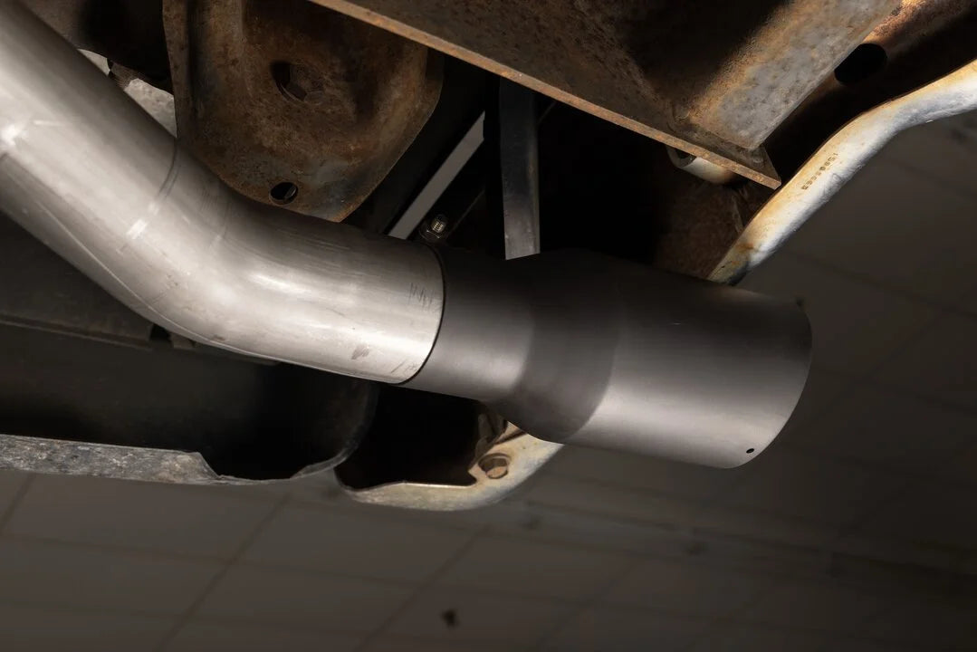 Flowmaster Outlaw Cat-back Exhaust System fits 1994-1995 Chevrolet C1500 / K1500 / GMC C1500 / K1500 - Installation View