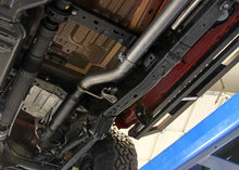 Load image into Gallery viewer, Flowmaster Outlaw Extreme Cat-Back Exhaust System fits 2020-2025 Jeep Gladiator - Additional View 7