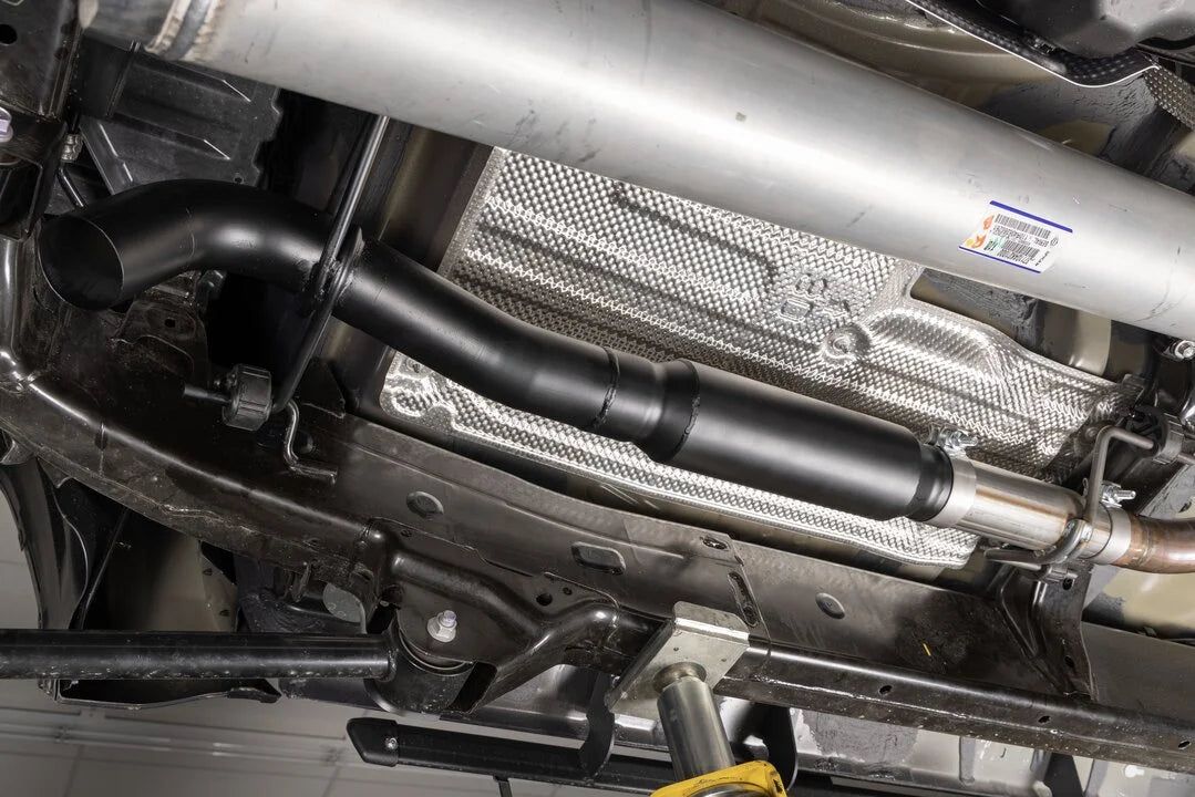 Flowmaster Outlaw Extreme Cat-back Exhaust System fits 2024 Toyota Tacoma HEV / 2025 Toyota Tacoma Limited - Installation ...