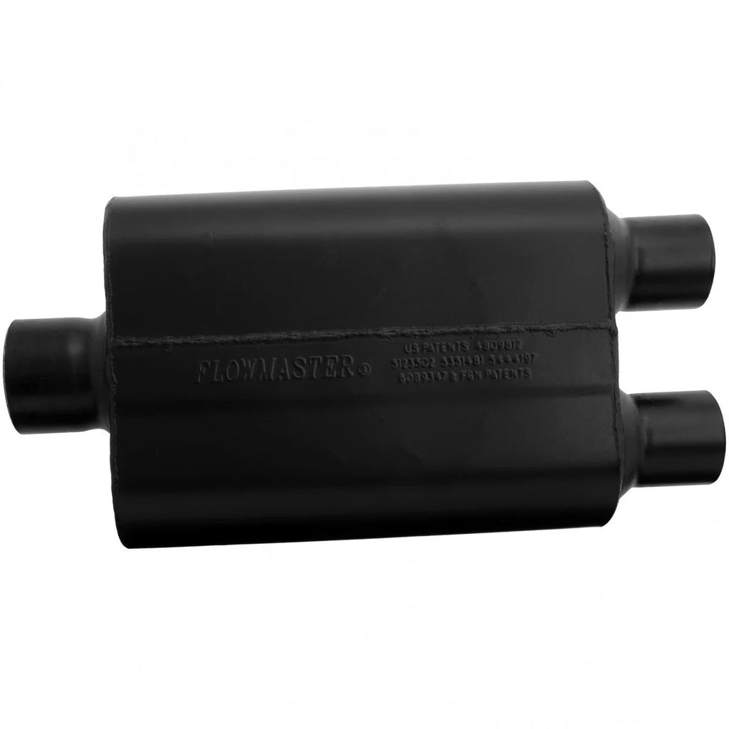 Flowmaster Super 44 - 3.00 Center In / 2.50 Dual Out - Aggressive Sound - Side View