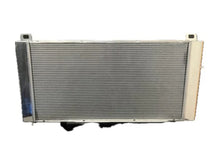 Load image into Gallery viewer, Fluidyne Radiator GM Truck 99- 11 3-Row 34in Auto