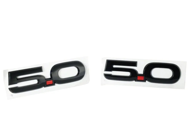 Ford Racing 15-17 Ford Mustang 5.0L Fender Emblem Black - Side View