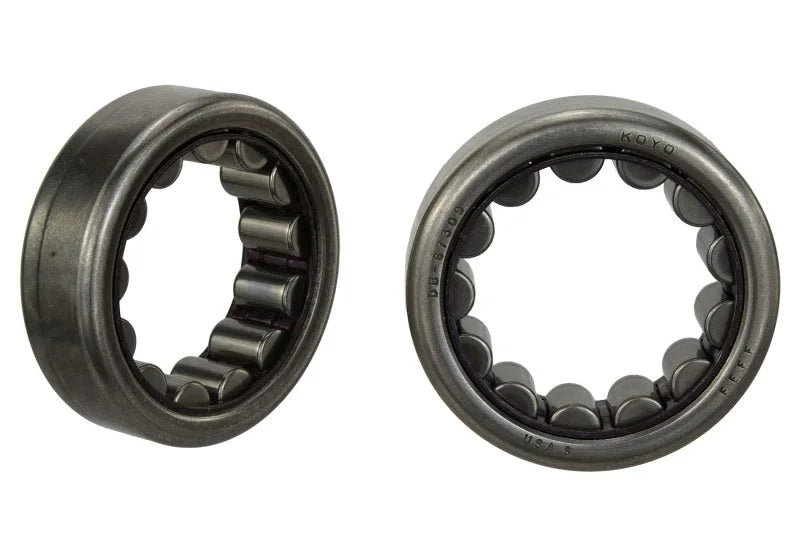 Ford Racing 8.8 Inch Outer Axle Bearing and Seal Kit - Installation View
