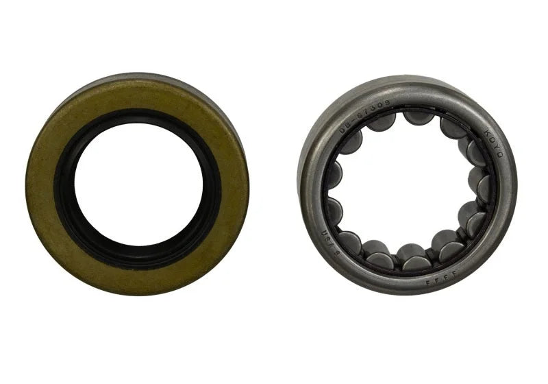 Ford Racing 8.8 Inch Outer Axle Bearing and Seal Kit - Additional View 7