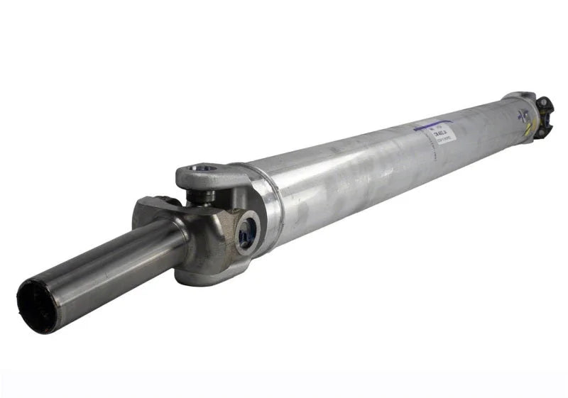 Ford Racing 96-04 Ford Mustang (w/ Manual Trans & 31 Spline) One Piece Aluminum Driveshaft Assembly - Installation View