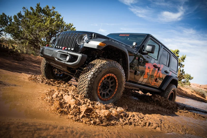 Fox 2018+ Jeep JL 2.5 Factory Race Series 9.7in Remote Res. Front Shock Set / 0-1.5in. Lift w/ DSC - Additional View 8