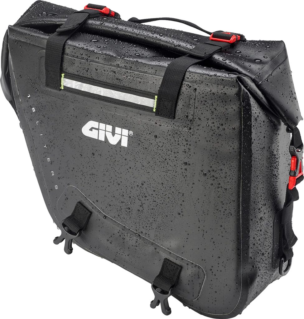 GIVI Gravel-T Saddlebags - 15L - Installation View