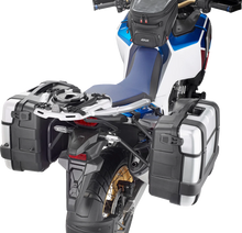 Load image into Gallery viewer, GIVI Tanklock Mount S430 - Additional View 5