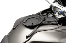 Load image into Gallery viewer, GIVI Tanklock Ring - BMW BF15 - Side View