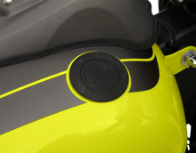 Load image into Gallery viewer, Gas Cap - Vented Pop-Up - Black Wrinkle DragSpecialties T03-0339B-A - Main Product View