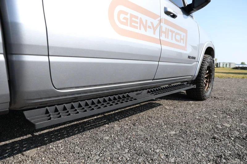 Gen-Y 11-24 RAM 2500/3500 Crew Cab Running Boards - Side View