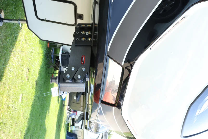 Gen-Y Executive Torsion-Flex 5th Wheel King Pin Box (4.5K-6.5K PW Range 30K Towing) - Detail View