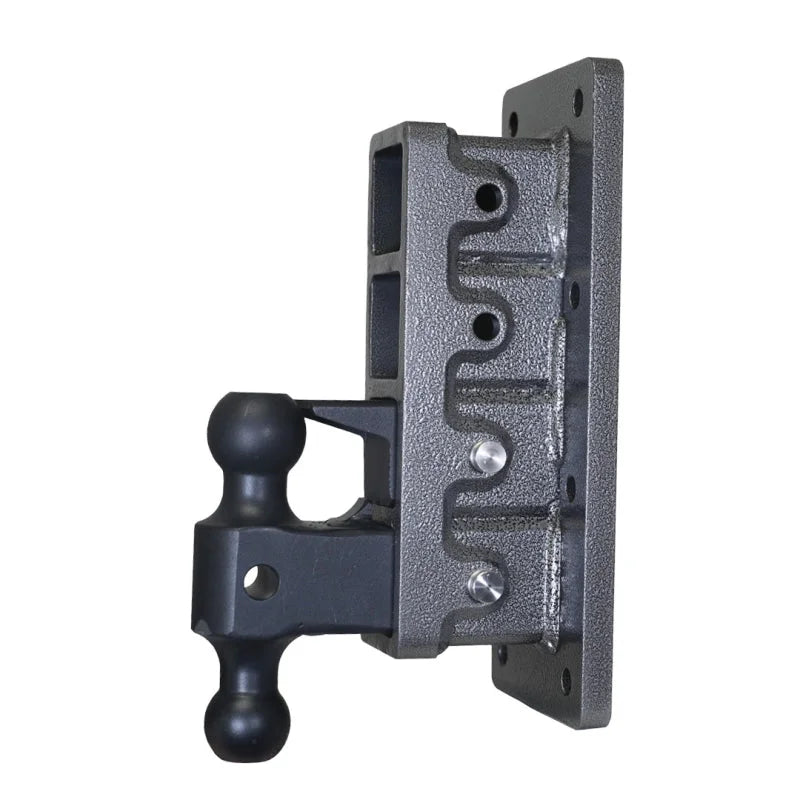 Gen-Y Mega Duty 2.5in Bolt-On 9in Drop 3K TW 21K Hitch w/GH-061 Dual-Ball/GH-062 Pintle Lock - Side View