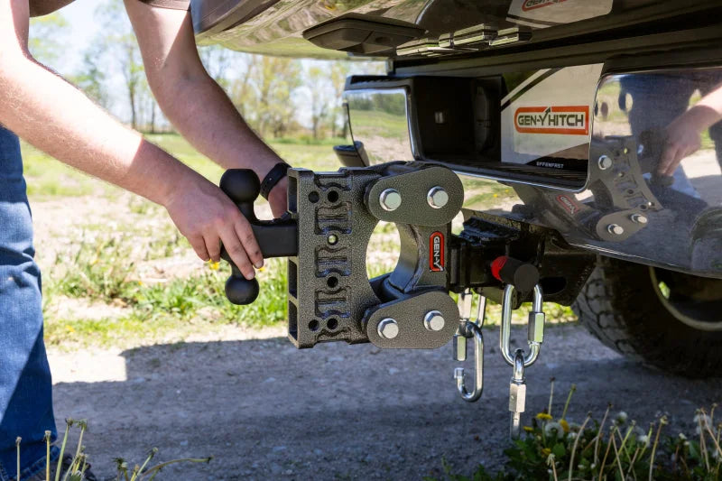 Gen-Y The Boss Torsion-Flex 2in Shank 17.5in Drop 16K Hitch w/GH-051 Dual-Ball/Stabilizer Kit - Installation View