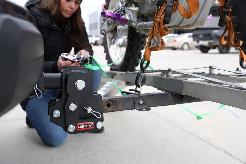 Gen-Y VOYAGER 4.75in 300lb Cargo TW 700lb Towing TW 7K Overall Hitch - Side View