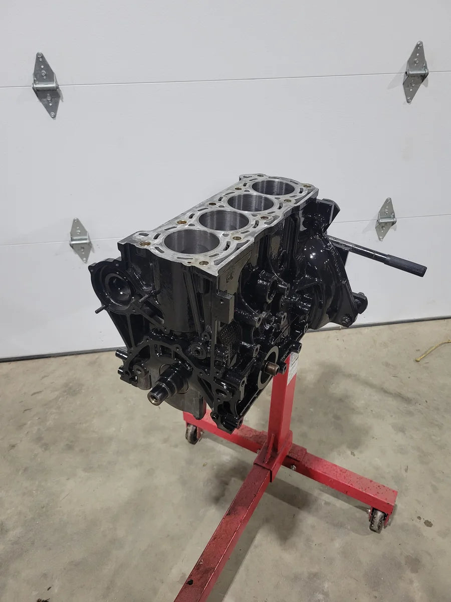 Geo Tracker / Suzuki Sidekick 1.6L 8v Short Block - Additional View 5