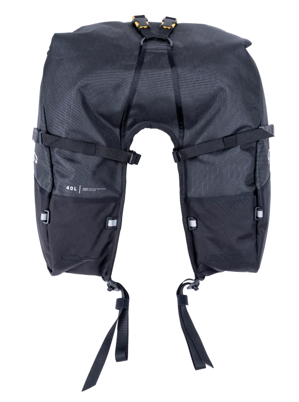Giant Loop Coyote Saddlebag 39L - Black - Back View