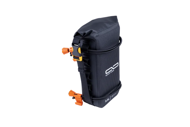 Giant Loop Fender Bag/Number Plate Bag 3.5L - Black - Additional View 5