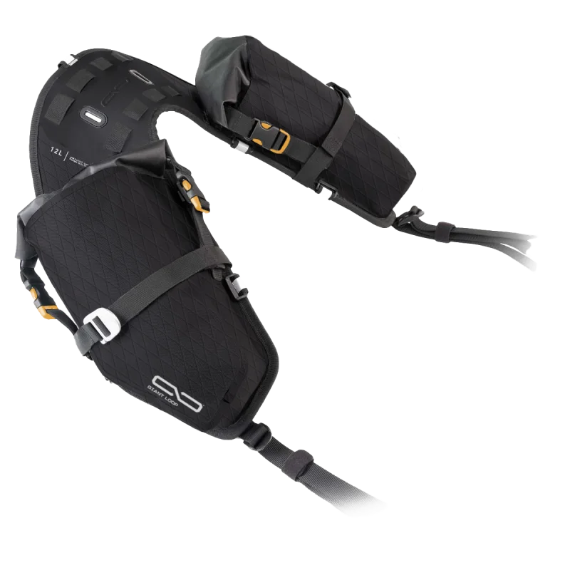 Giant Loop MoJavi Saddlebag Zip - Black - Installation View