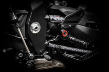 Load image into Gallery viewer, Gilles Tooling MUE2 Rearset - Black - BMW - Side View