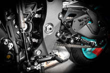 Load image into Gallery viewer, Gilles Tooling MUE2 Rearset - Black - Yamaha - Side View