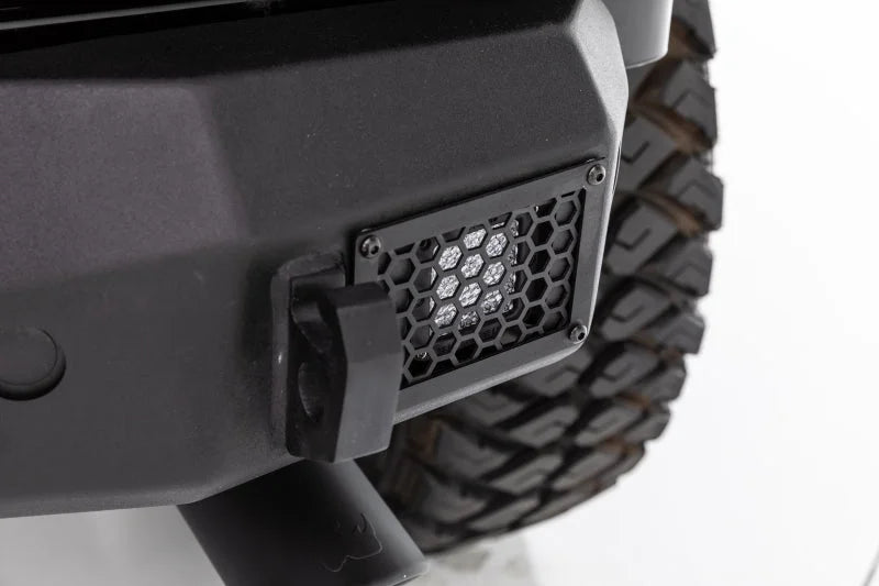 Go Rhino 18-20 Jeep Wrangler JL/JLU Rockline Rear Stubby Bumper - Installation View