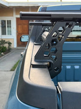 Load image into Gallery viewer, Go Rhino 20-22 Jeep Gladiator JT/16-22 Toy. Tacoma/05-21 Nssn Frontier XRS Cross Bars Kit - Tex. Blk - Additional View 13