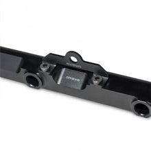 Load image into Gallery viewer, Grams Performance 05-18 Dodge Hemi 5.7L/6.1L/6.2L/6.4L Fuel Rail - Black - Additional View 7