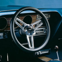 Load image into Gallery viewer, Grant Classic Steering Wheel