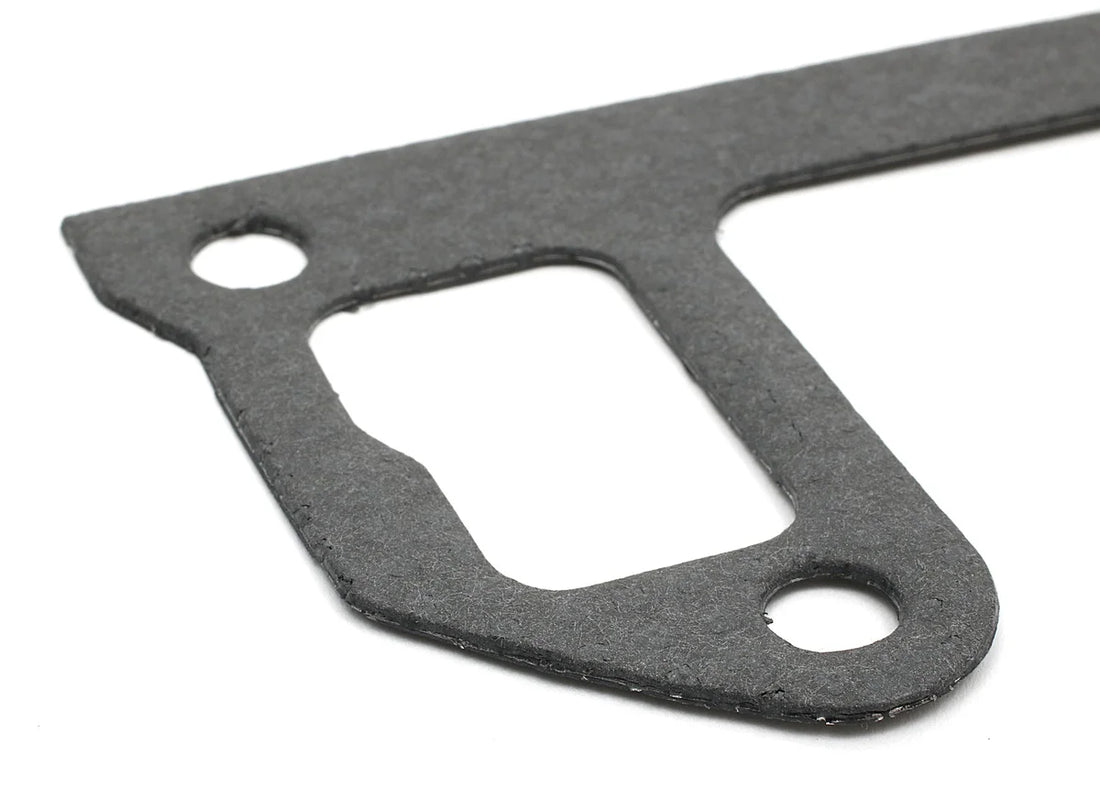 Hedman Hedders Replacement Gaskets For Hedman's Range Rover 215 V8 Swap Headers - Installation View
