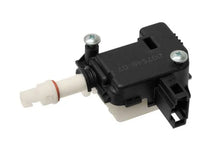 Load image into Gallery viewer, Hella Fuel Door Actuator 007546071 fits 2008-2014 Audi TT Quattro / 1998-2010 Volkswagen Beetle / 2004-2006 Volkswagen Pha...