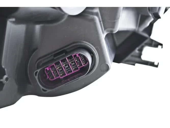 Hella Headlight Assembly 011150391 fits 2012-2014 Audi A6 / 2012-2014 Audi A6 Quattro - Installation View