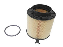 Load image into Gallery viewer, Hengst Air Filter E675L D157