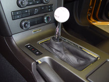 Load image into Gallery viewer, Hurst2005-2010 Ford Mustang V8 Engine with Tremec TR3650 5-speed Transmission3915201 - Side View