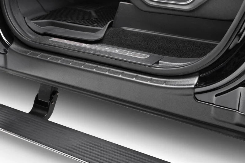 Husky Liners 15-20 Ford F150 SuperCrew/17-22 F250-450 Super Duty Crew Trail Armor Rocker Panel Kit - Installation View