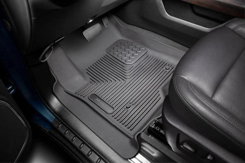 Husky Liners 19-23 Chevrolet Silverado 1500 Crew Cab WeatherBeater Blk Front & 2nd Seat Floor Liners - Additional View 6